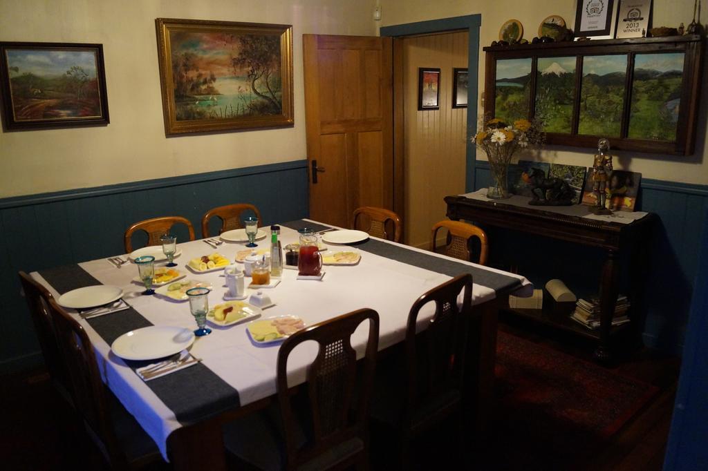 פורטו ואראס Tradicion Austral Bed & Breakfast מראה חיצוני תמונה